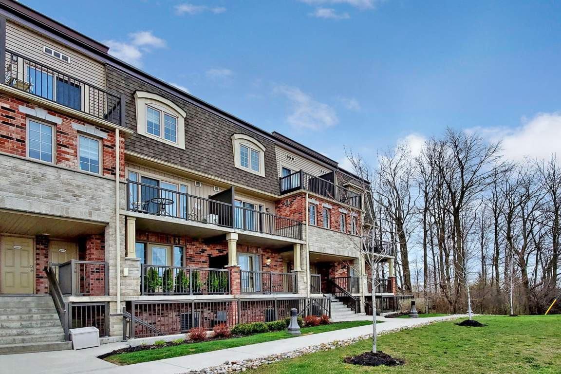 1696 Fischer Hallman Rd Apartments in Huron Park, Kitchener, ON N2R 0J1