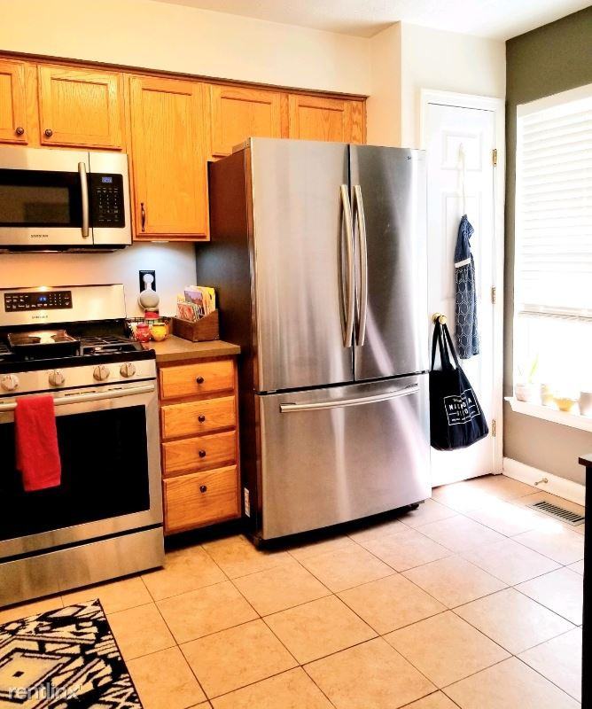 5241 Abbeywood Ct - Photo 2 of 10