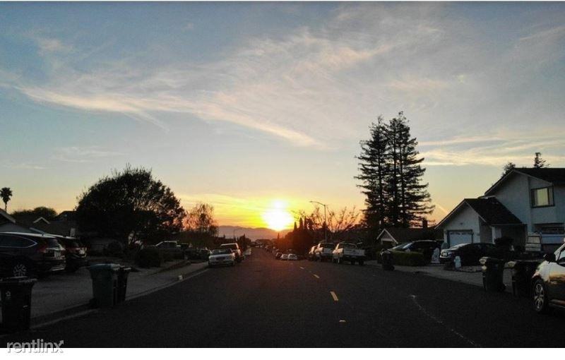 1151 Viewpointe Blvd. B - Photo 2 of 2