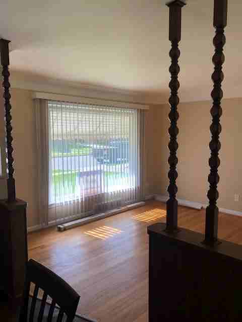 26230 Barbara St - Photo 3 of 9