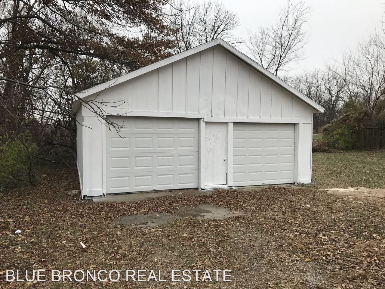 15915 E. Cogan Ln. - Photo 2 of 16