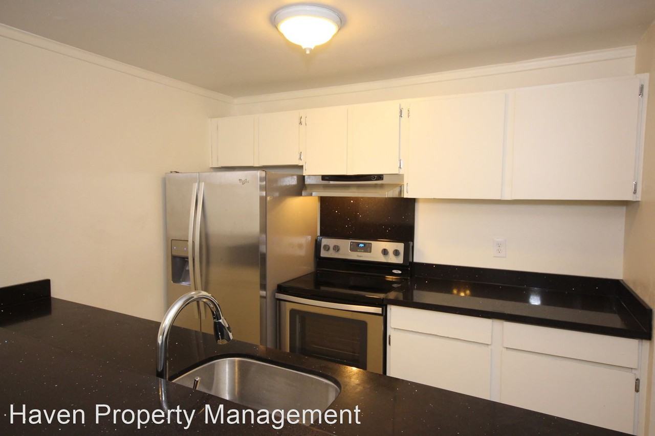 31003 14th Ave S - Photo 2 of 5