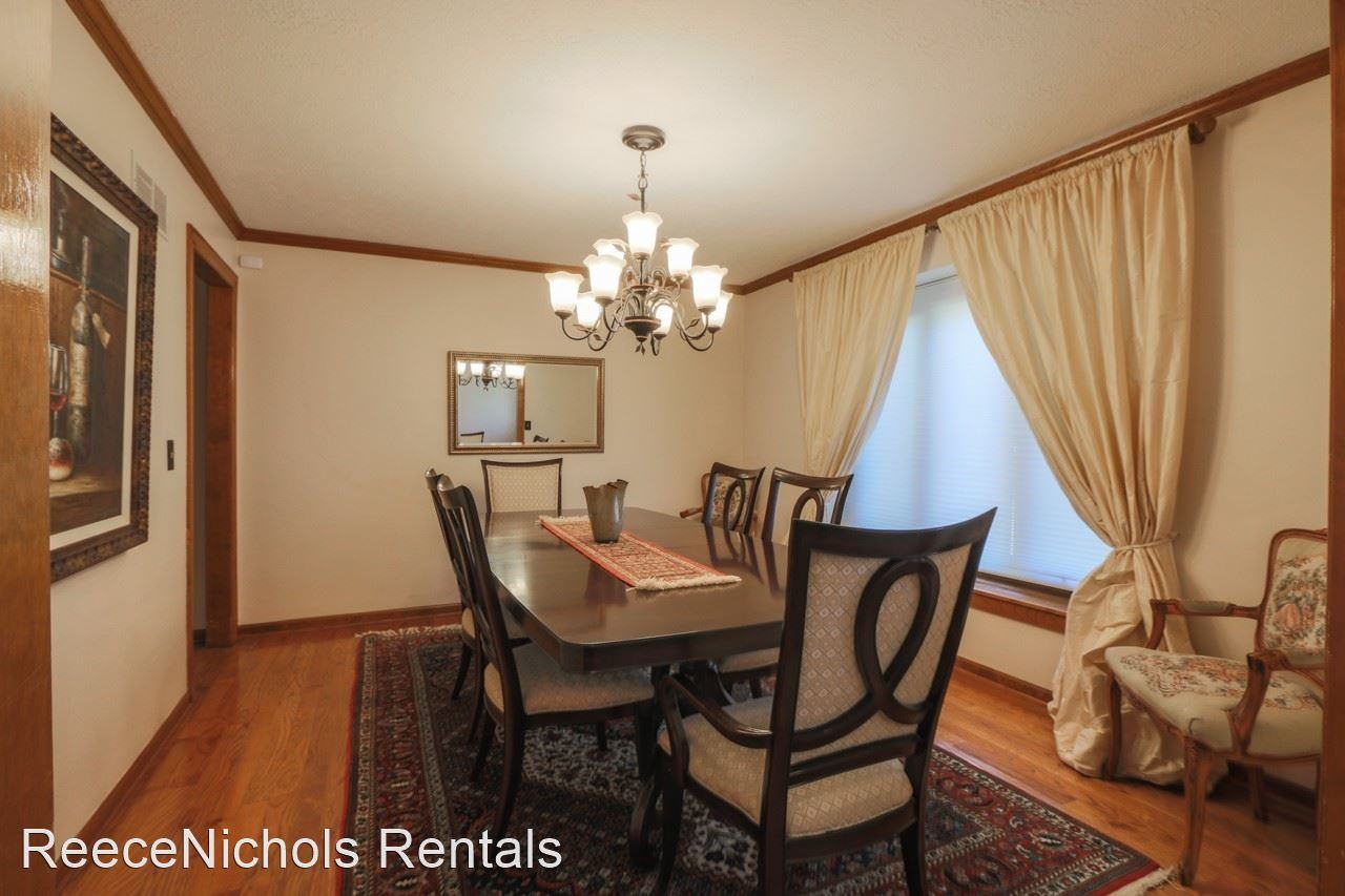 13040 Catalina Dr - Photo 3 of 33