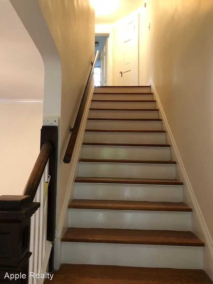 2206A 2206-A Englewood Ave - Photo 3 of 17