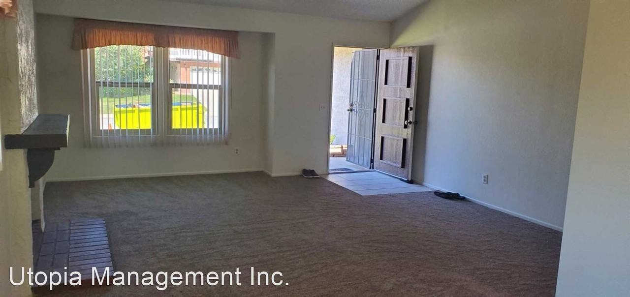 622 Woodland Court - Photo 2 of 9