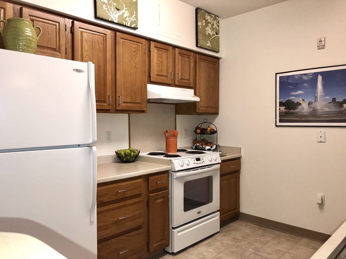 Oak Hill Apartments - Photo 6 of 35