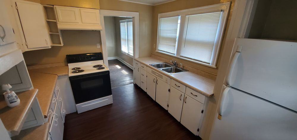 722 N Denny St - Photo 3 of 6