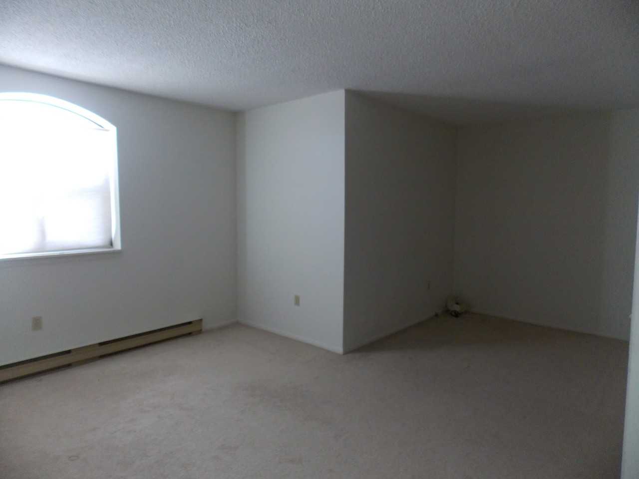 82 Ontario St #102 - Photo 2 of 4