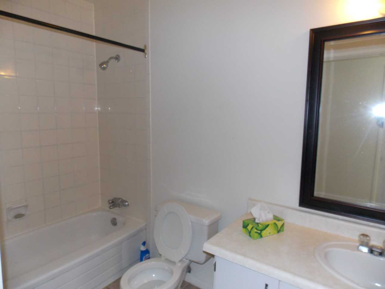 82 Ontario St #102 - Photo 3 of 4