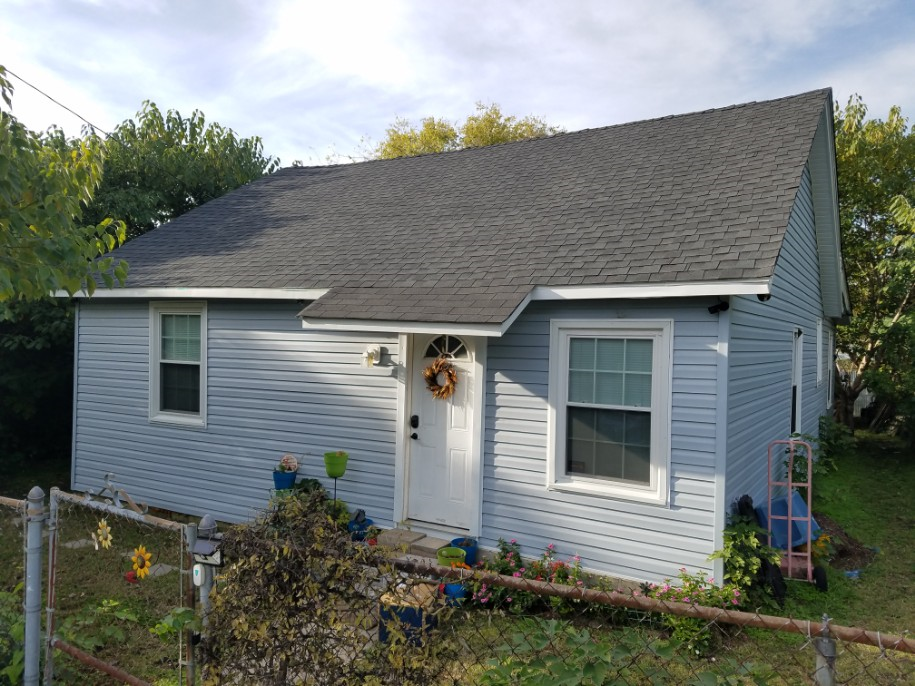 3206 Torbett Street - Photo 2 of 5