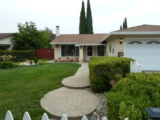 257 Bernal Rd - Photo 2 of 19