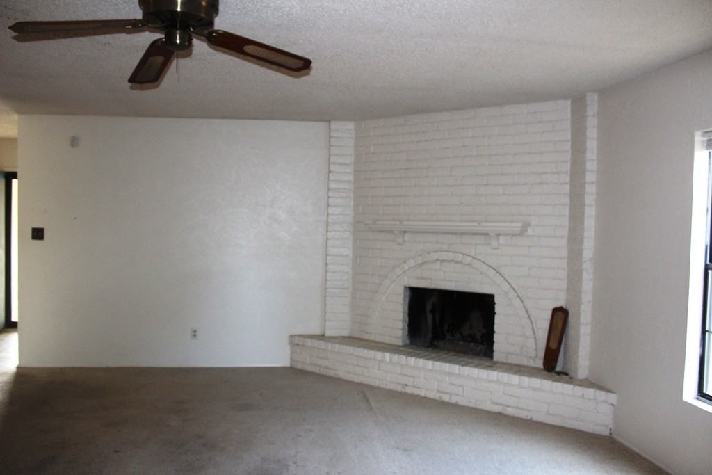 7309 Hedge Dr - Photo 3 of 14