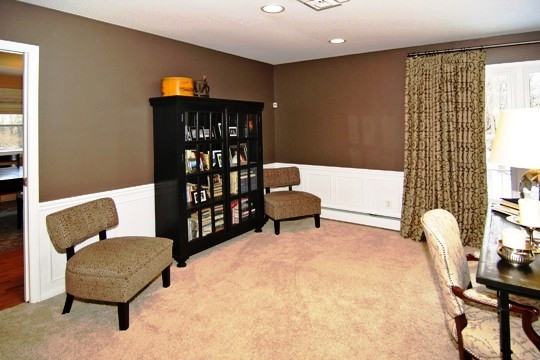 6461 N Oakland Ave - Photo 3 of 14