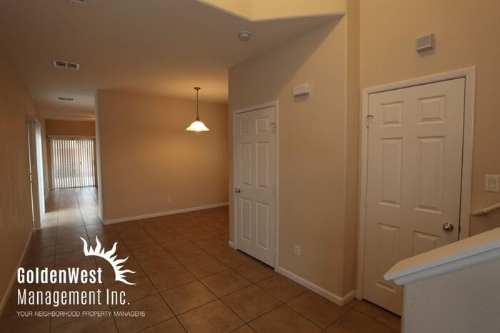 3528 Carisbrook Dr - Photo 3 of 21