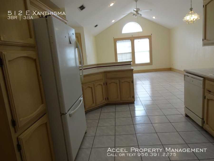 512 E Xanthisma Ave - Photo 3 of 16
