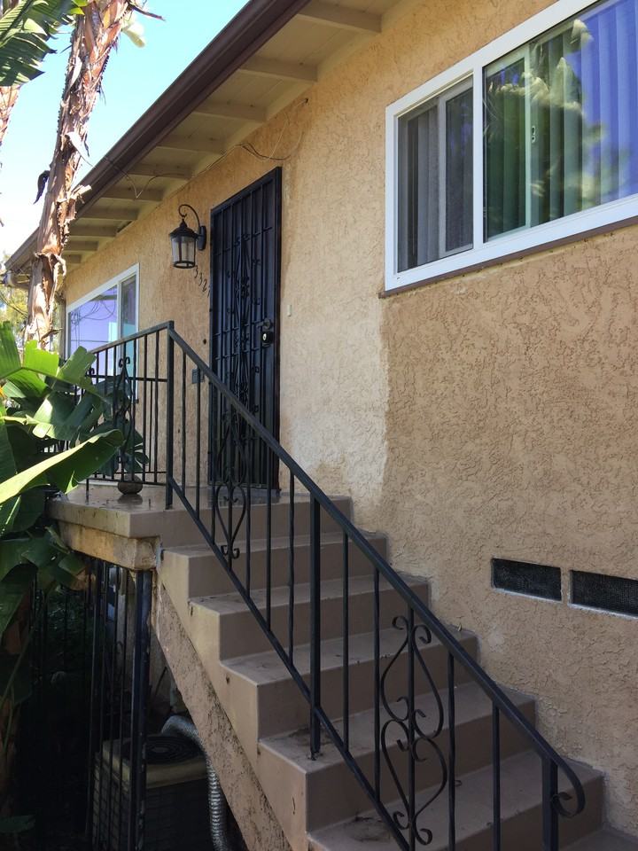 3327 Cedar St - Photo 2 of 17