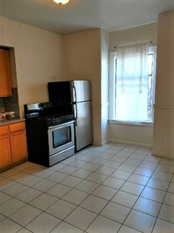 2622 Franklin Street - Photo 2 of 7