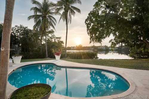 11001 Monfero St - Photo 2 of 8