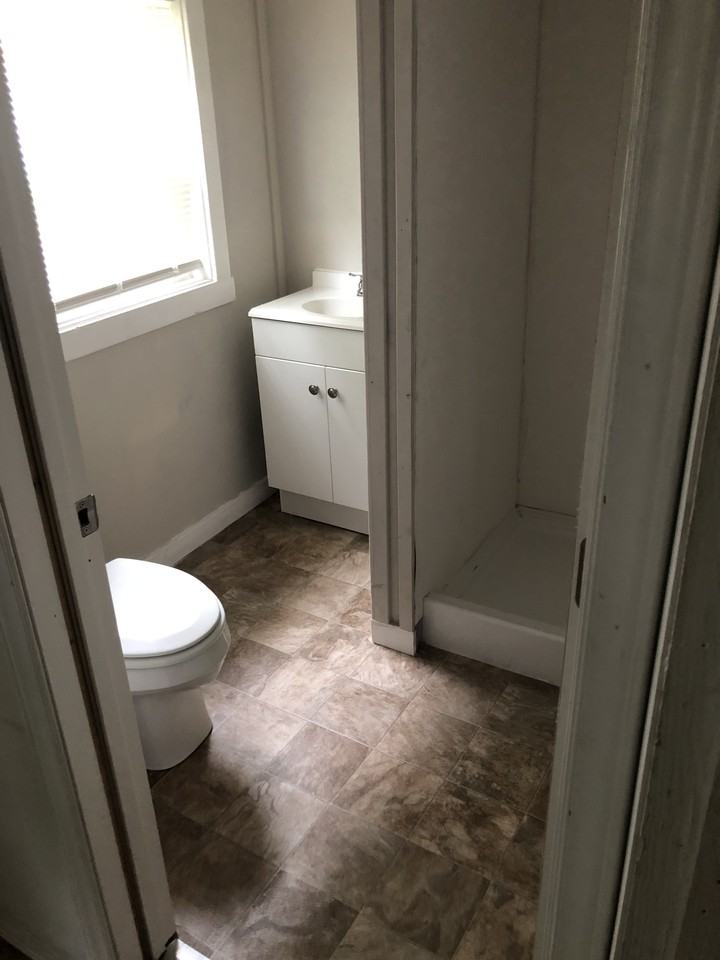 1110 Sykes St - Photo 3 of 6