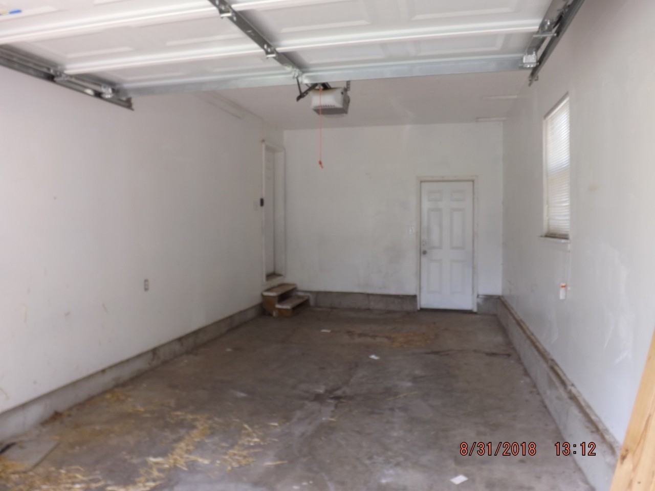 408 Vernon St - Photo 3 of 9