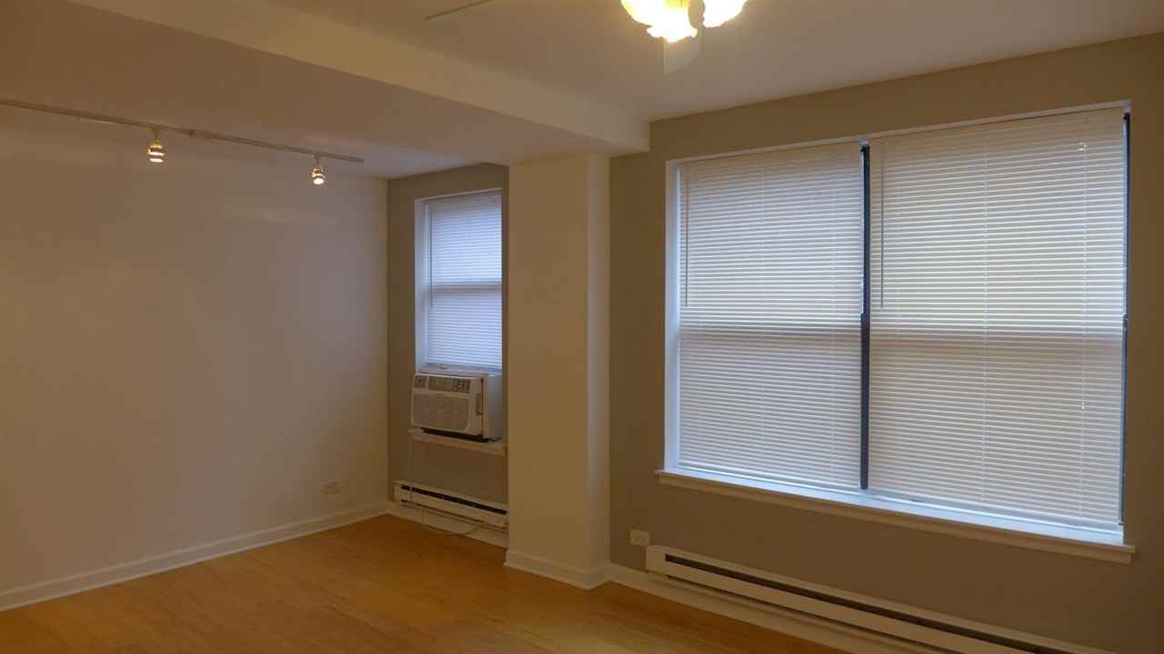 808 -12 W. Junior Terrace - Photo 6 of 40