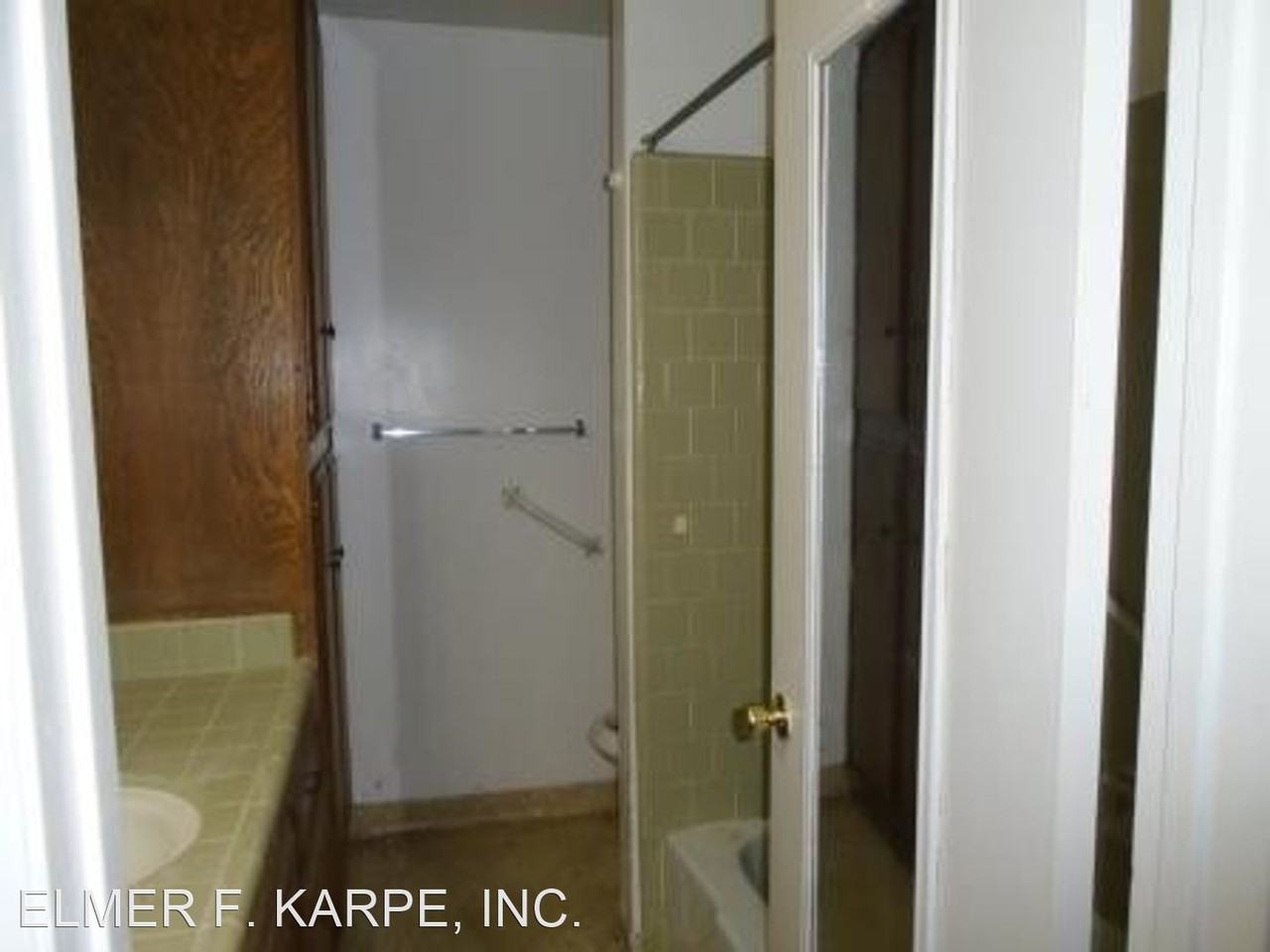 5088 Easton Drive - 5088 - Photo 2 of 8