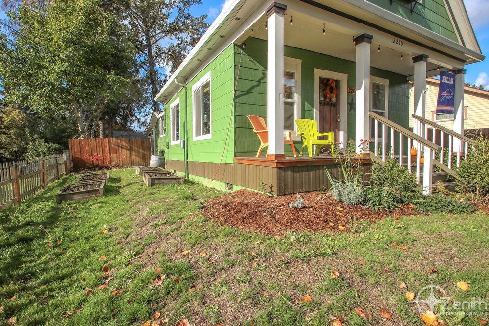 2200 Kauffman Ave - Photo 3 of 23