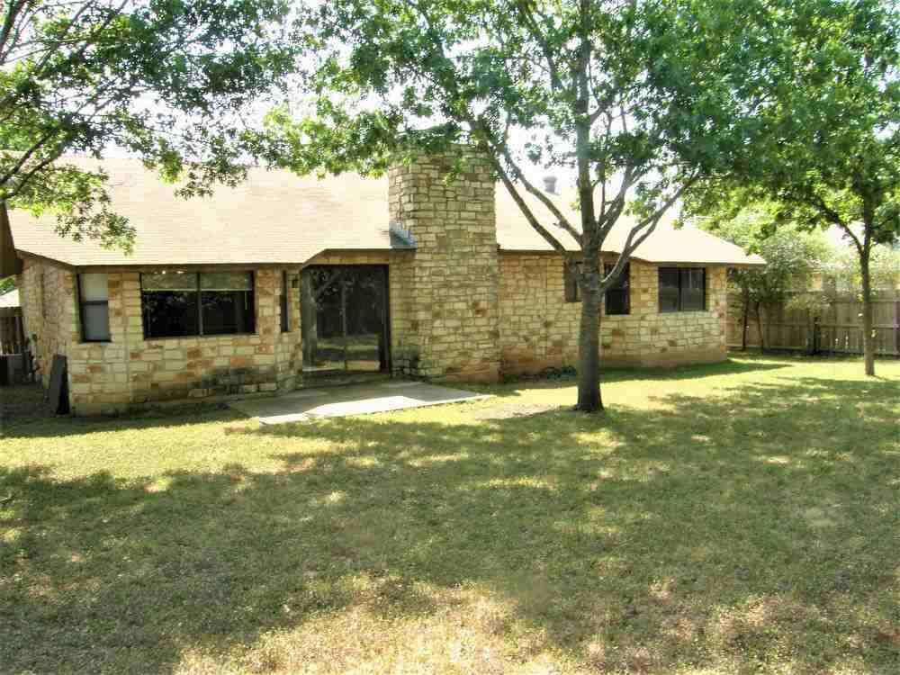 209 Woodstone Dr - Photo 2 of 27