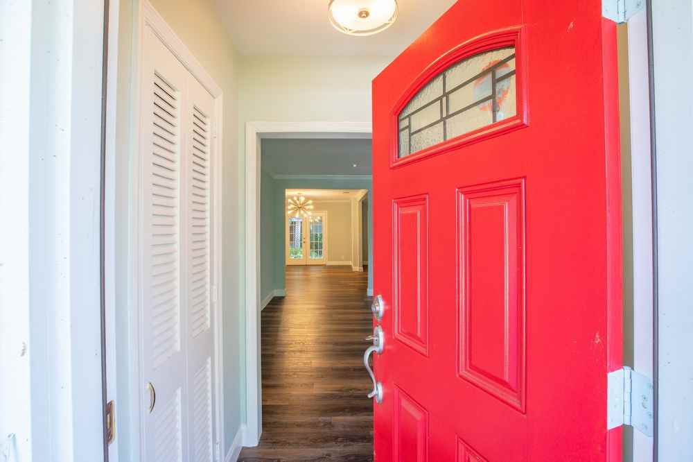 1210 Jean Ct - Photo 3 of 32