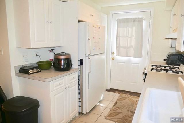 254 Demarest Ave Unit 2 - Photo 3 of 16