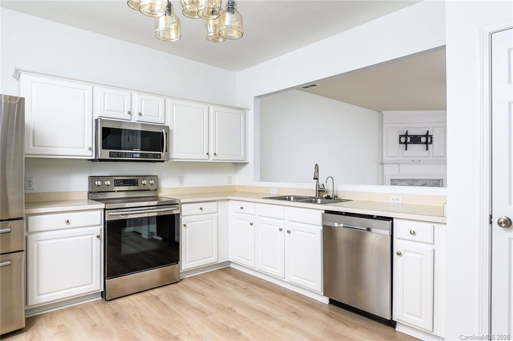 6864 Rothchild Dr - Photo 2 of 22