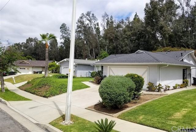 17241 Villa Park St - Photo 3 of 18