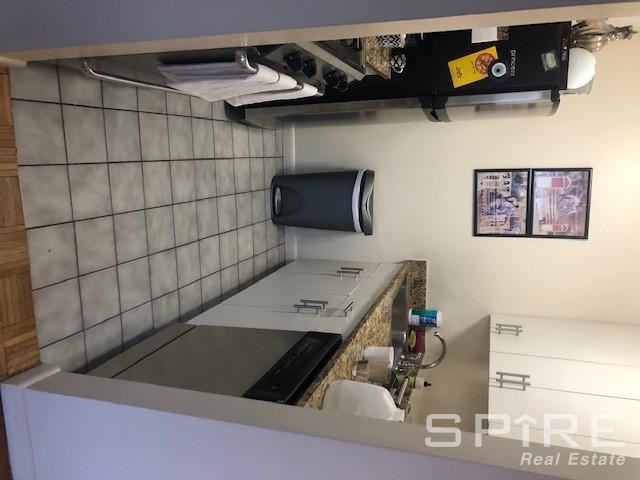 105 Reade St 17H - Photo 3 of 4