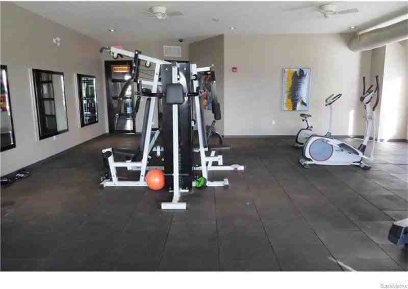 1640 Dakota Dr - Photo 3 of 14