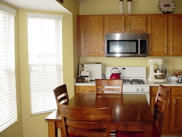 30116 Autumn Dr #1 - Photo 3 of 9