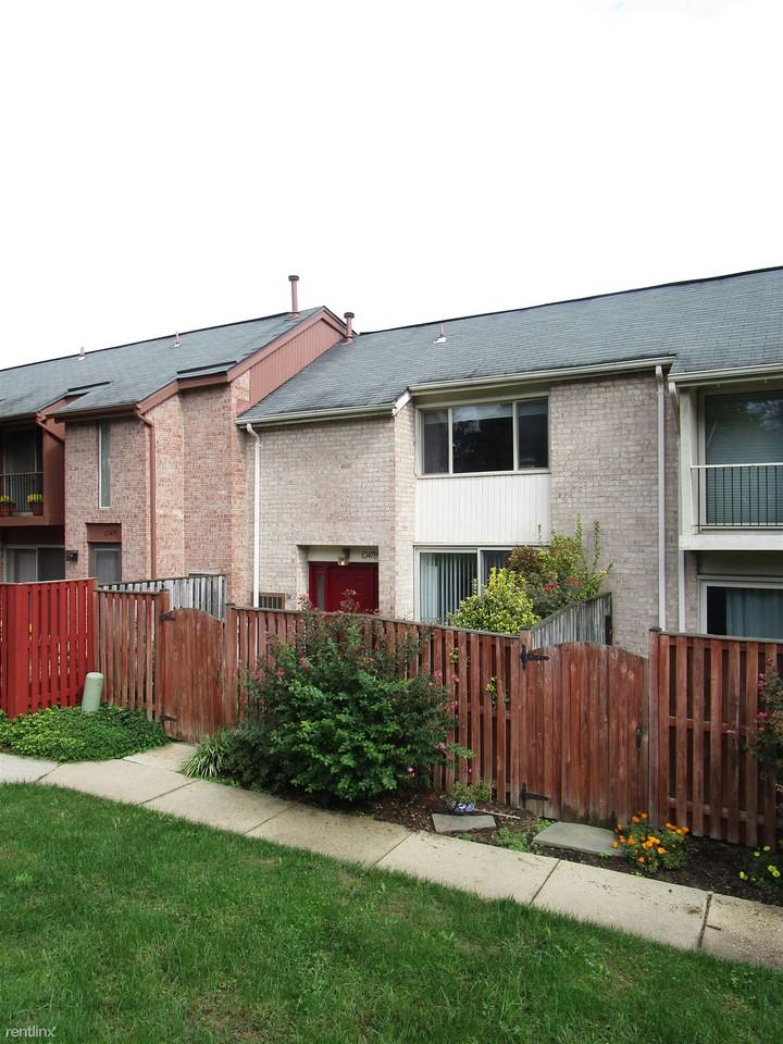 10478 Faulkner Ridge Cir - Photo 2 of 20