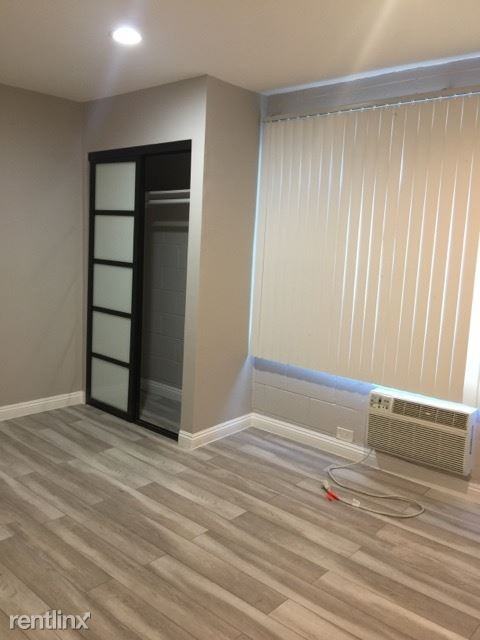 1736 Workman St 325 - Photo 3 of 6