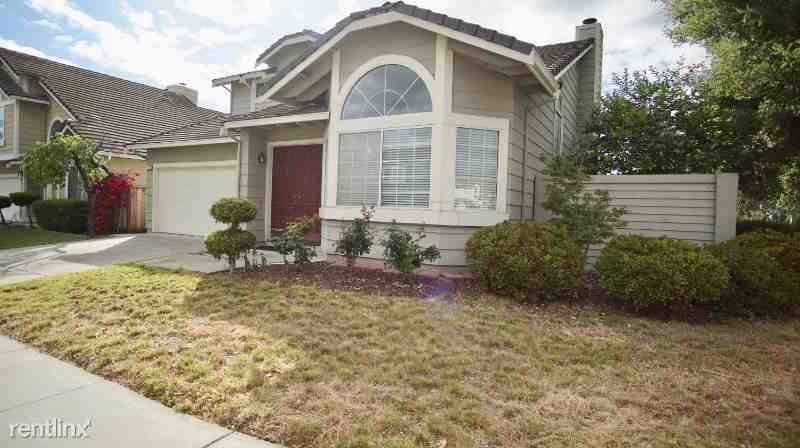 1323 Chessington Dr - Photo 3 of 31