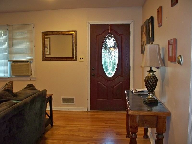 41 Main St - Photo 3 of 16