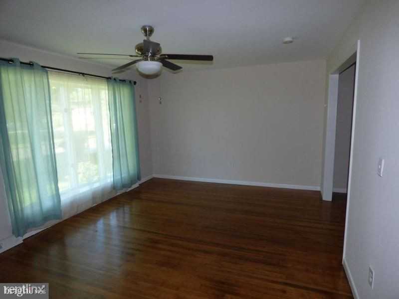 1242 Tulip Rd - Photo 2 of 18