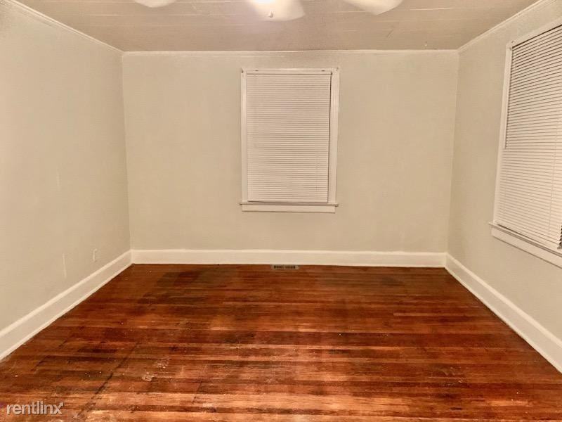 1500 Lathrop St - Photo 2 of 4