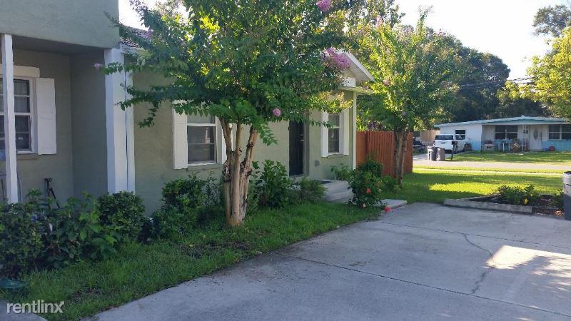 7205 63rd St N - Photo 3 of 3