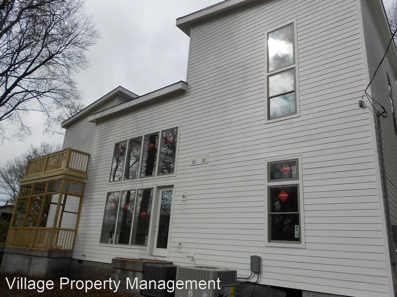 2301 Knowles Ave #B - Photo 3 of 26