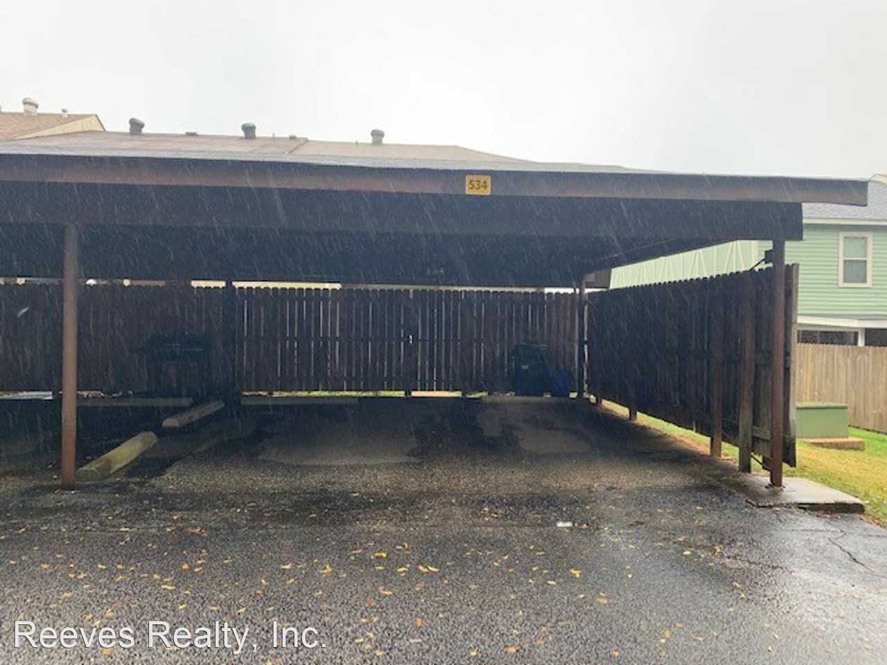 534 Highland Woods Drive W - Photo 3 of 17