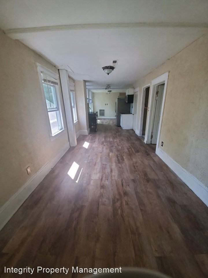 20 New St - Photo 2 of 11