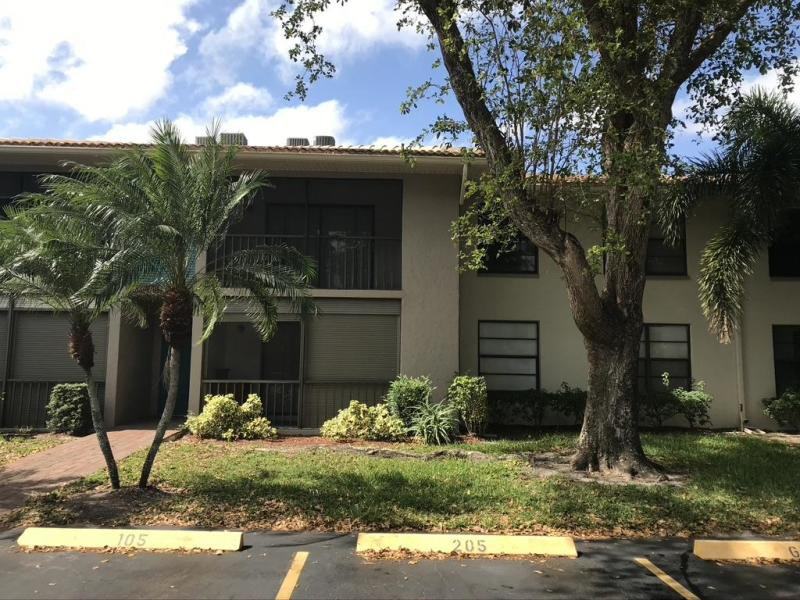 9815 Pineapple Tree Drive 105 - Photo 2 of 31