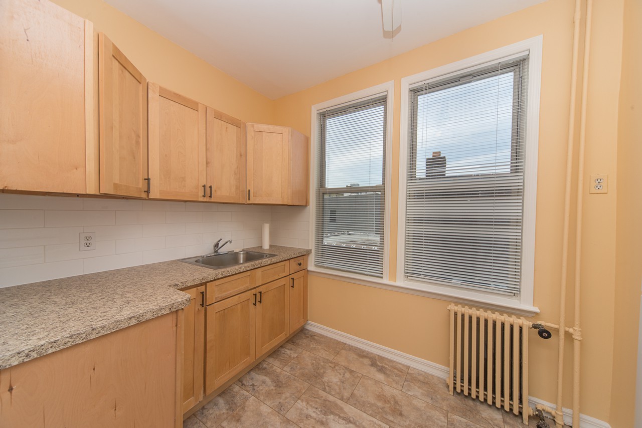 Bradley Ave & 35th St #2F - Photo 4 of 27