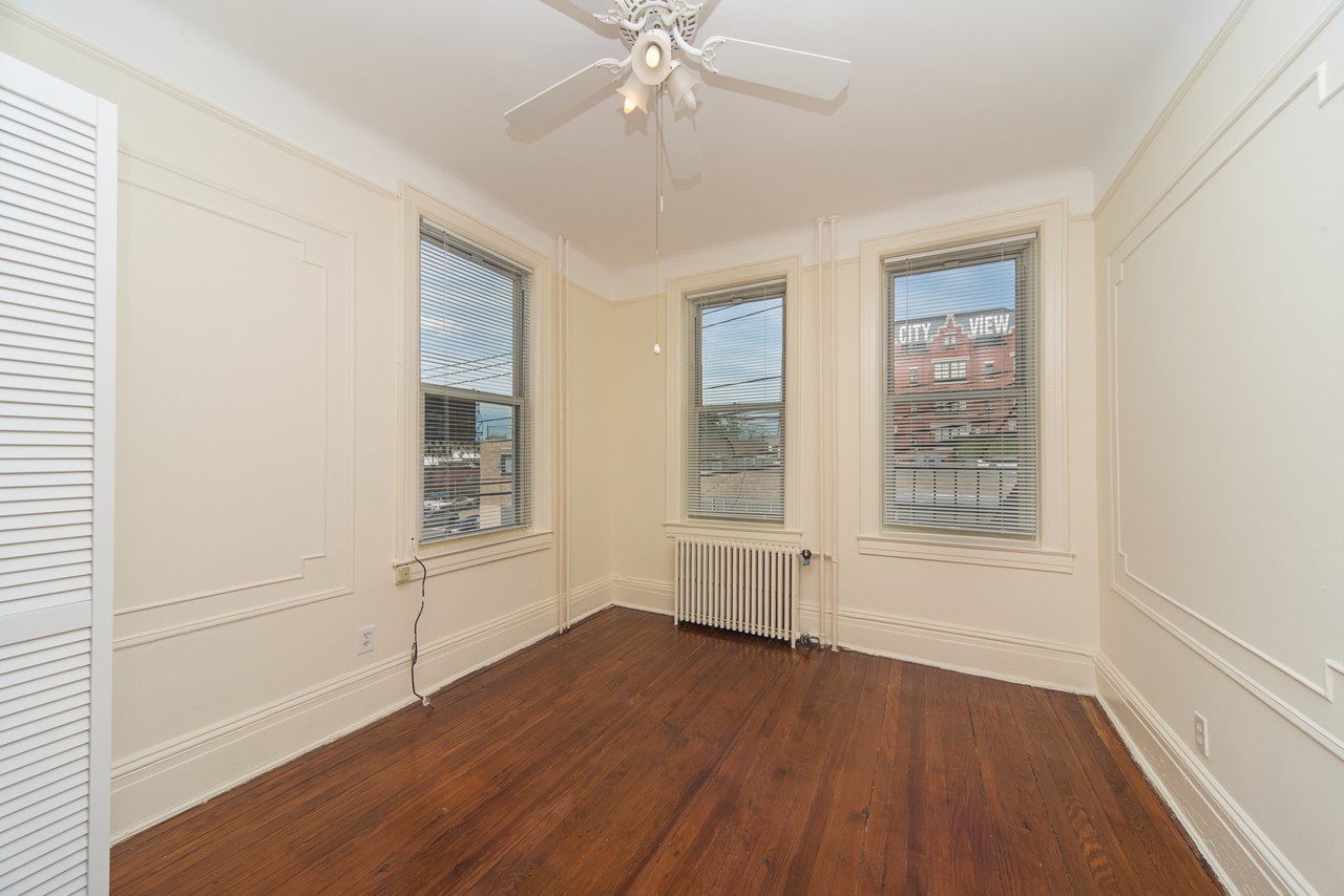 Bradley Ave & 35th St #2F - Photo 7 of 27