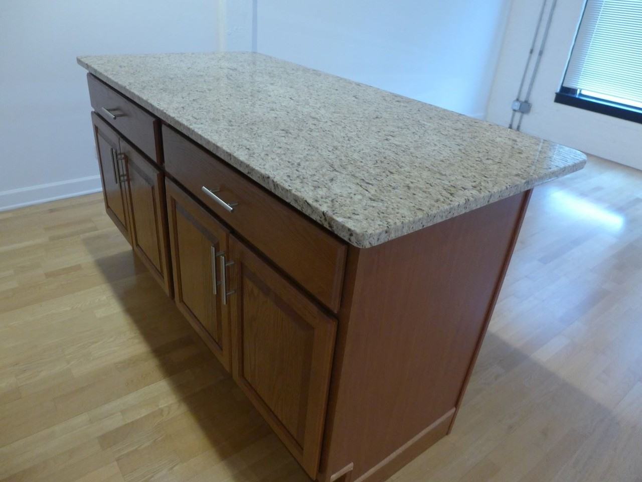 525 S Dearborn Street - Photo 7 of 43