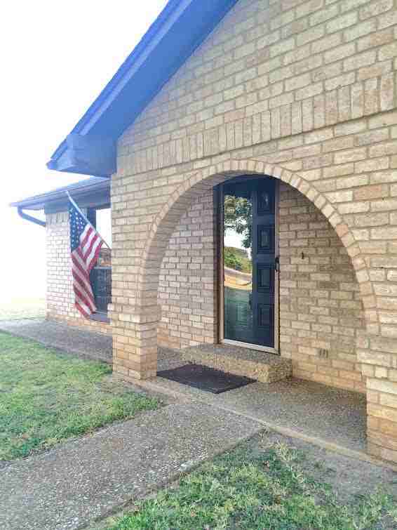 100 Towne West Dr - Photo 3 of 40